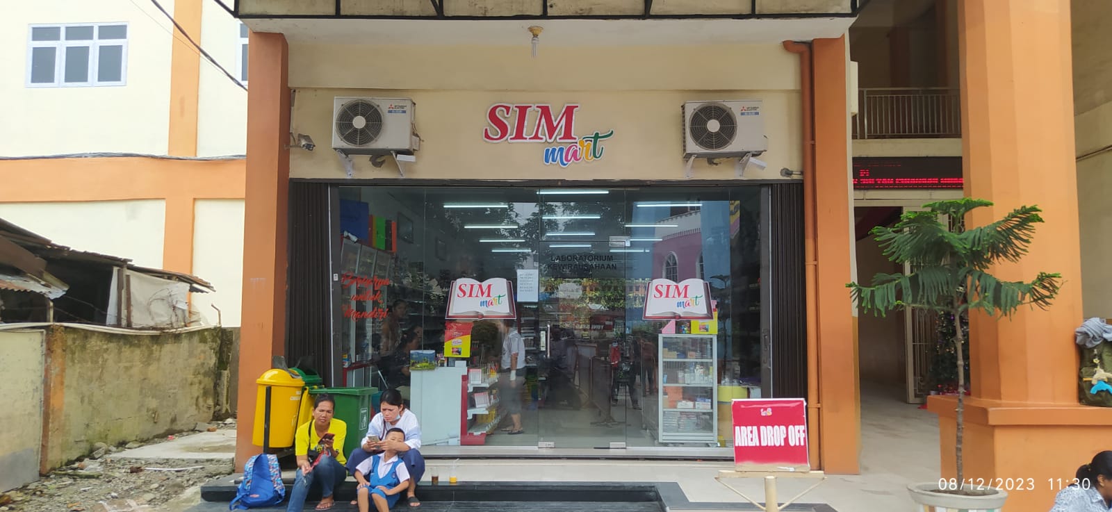 SIM MART